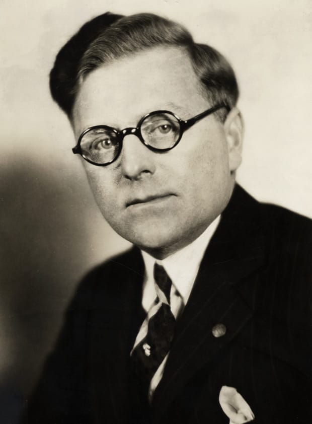 Dr. Herman Bundesen